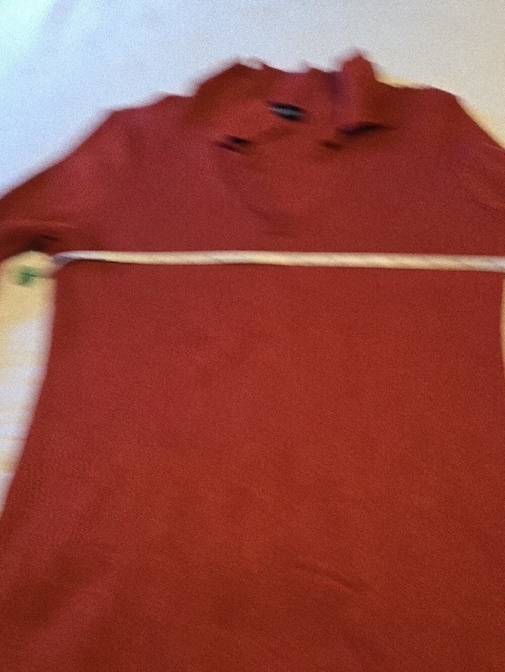 Collared V‑Neck Ribbed Sweater in Rust - Picture 4 of 5